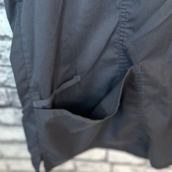 Cherokee Workwear Gray Scrub Top Size XL - Picture 5 of 8